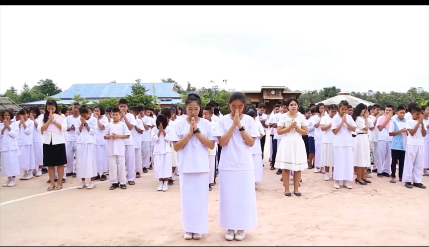 থাইল্যান্ড, মায়ানমার, ভিয়েতনাম এবং অন্যান্য বৌদ্ধ দেশের বৌদ্ধ ভিক্ষু এবং অনুসারীদের কাছ থেকে আমাদের যা শেখা&nbsp;উচিত।